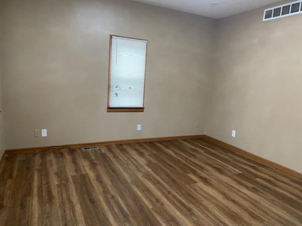 1038 Wright, LaSalle, Illinois 61301, 2 Bedrooms Bedrooms, ,1 BathroomBathrooms,House,For Sale,Wright,202507212