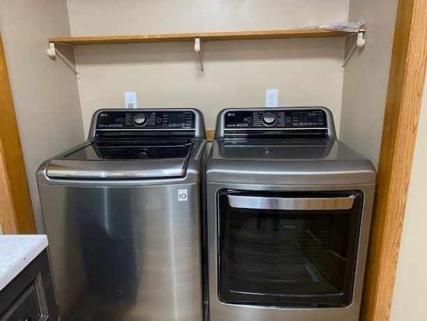 1038 Wright, LaSalle, Illinois 61301, 2 Bedrooms Bedrooms, ,1 BathroomBathrooms,House,For Sale,Wright,202507212