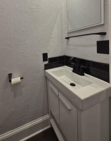 325 Washington, ROCKFORD, Illinois 61108, 3 Bedrooms Bedrooms, ,2 BathroomsBathrooms,House,For Sale,Washington,202507213