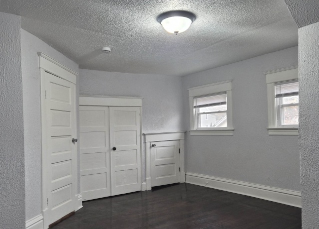 325 Washington, ROCKFORD, Illinois 61108, 3 Bedrooms Bedrooms, ,2 BathroomsBathrooms,House,For Sale,Washington,202507213