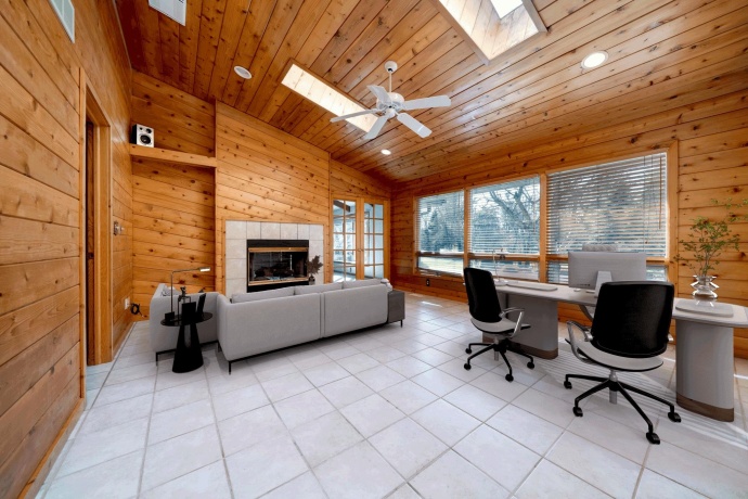 1198 Riverside, BELVIDERE, Illinois 61008, 4 Bedrooms Bedrooms, ,4 BathroomsBathrooms,House,For Sale,Riverside,202507214