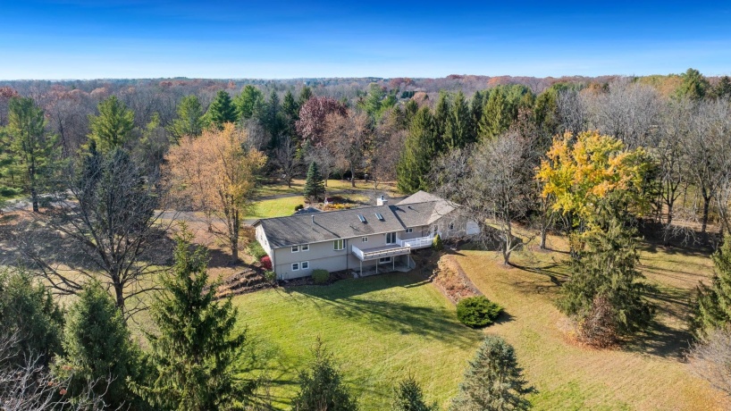 1198 Riverside, BELVIDERE, Illinois 61008, 4 Bedrooms Bedrooms, ,4 BathroomsBathrooms,House,For Sale,Riverside,202507214