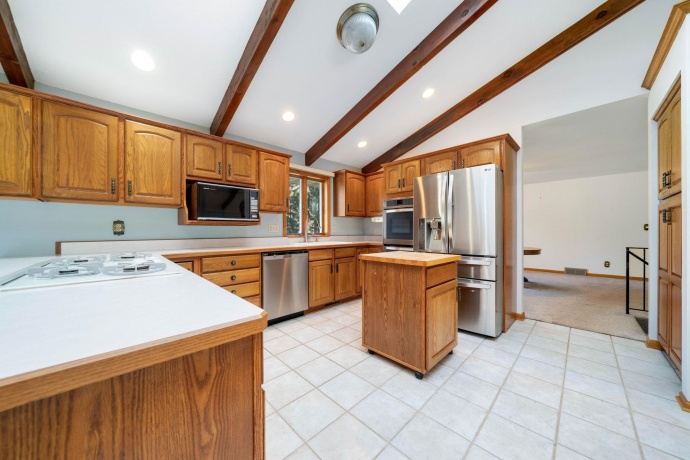 1198 Riverside, BELVIDERE, Illinois 61008, 4 Bedrooms Bedrooms, ,4 BathroomsBathrooms,House,For Sale,Riverside,202507214