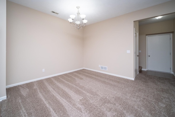 585 Clayton, SYCAMORE, Illinois 60178, 2 Bedrooms Bedrooms, ,2 BathroomsBathrooms,Condominium,For Sale,Clayton,202506745