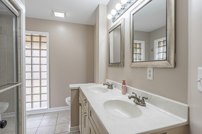 1632 Arden, ROCKFORD, Illinois 61107, 3 Bedrooms Bedrooms, ,1 BathroomBathrooms,House,For Sale,Arden,202507219