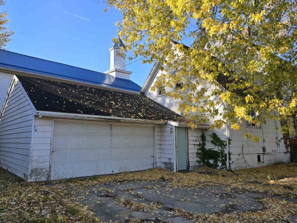 603 Galena, FREEPORT, Illinois 61032, 4 Bedrooms Bedrooms, ,1 BathroomBathrooms,House,For Sale,Galena,202507220