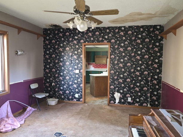 603 Galena, FREEPORT, Illinois 61032, 4 Bedrooms Bedrooms, ,1 BathroomBathrooms,House,For Sale,Galena,202507220