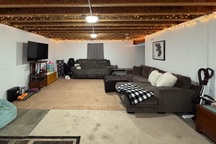 106 Thornhill, POPLAR GROVE, Illinois 61065, 3 Bedrooms Bedrooms, ,2 BathroomsBathrooms,House,For Sale,Thornhill,202507221