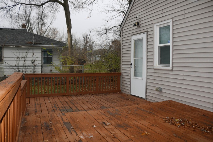 1305 Bond, ROCKFORD, Illinois 61101, 1 Bedroom Bedrooms, ,1 BathroomBathrooms,House,For Sale,Bond,202507222