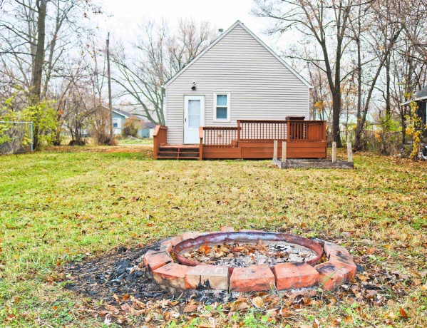 1305 Bond, ROCKFORD, Illinois 61101, 1 Bedroom Bedrooms, ,1 BathroomBathrooms,House,For Sale,Bond,202507222