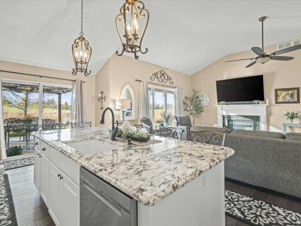 7236 Ridge, CHERRY VALLEY, Illinois 61016, 3 Bedrooms Bedrooms, ,2 BathroomsBathrooms,House,For Sale,Ridge,202507083