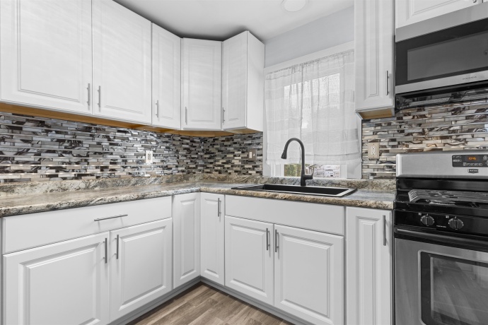 226 Rome Ave, ROCKFORD, Illinois 61107, 3 Bedrooms Bedrooms, ,1 BathroomBathrooms,House,For Sale,Rome Ave,202505498