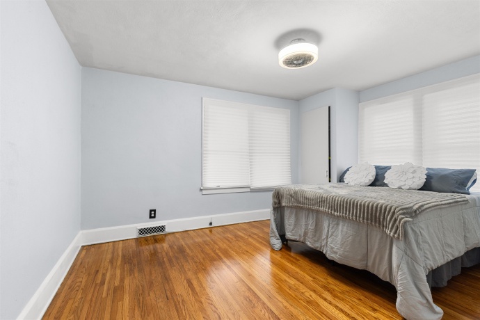 226 Rome Ave, ROCKFORD, Illinois 61107, 3 Bedrooms Bedrooms, ,1 BathroomBathrooms,House,For Sale,Rome Ave,202505498