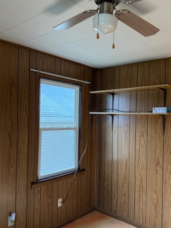 705 Division, POLO, Illinois 61064, 2 Bedrooms Bedrooms, ,1 BathroomBathrooms,House,For Sale,Division,202507226