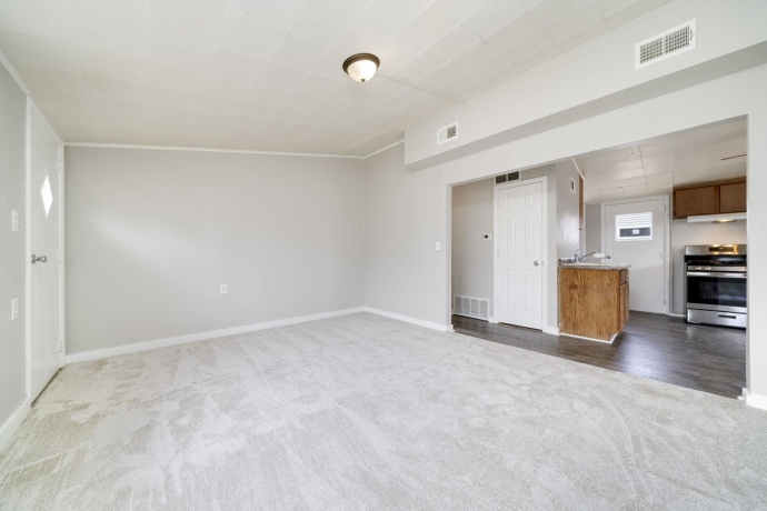 7602 Cadet, MACHESNEY PARK, Illinois 61115, 3 Bedrooms Bedrooms, ,1 BathroomBathrooms,House,For Sale,Cadet,202507227