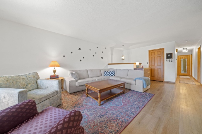 4085 Shorewood, ROCKFORD, Illinois 61101, 4 Bedrooms Bedrooms, ,2 BathroomsBathrooms,House,For Sale,Shorewood,202507228