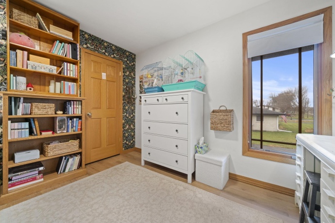 4085 Shorewood, ROCKFORD, Illinois 61101, 4 Bedrooms Bedrooms, ,2 BathroomsBathrooms,House,For Sale,Shorewood,202507228