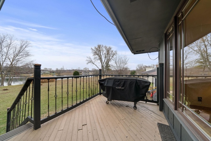 4085 Shorewood, ROCKFORD, Illinois 61101, 4 Bedrooms Bedrooms, ,2 BathroomsBathrooms,House,For Sale,Shorewood,202507228