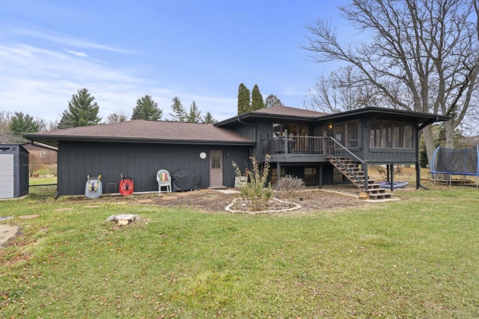 4085 Shorewood, ROCKFORD, Illinois 61101, 4 Bedrooms Bedrooms, ,2 BathroomsBathrooms,House,For Sale,Shorewood,202507228