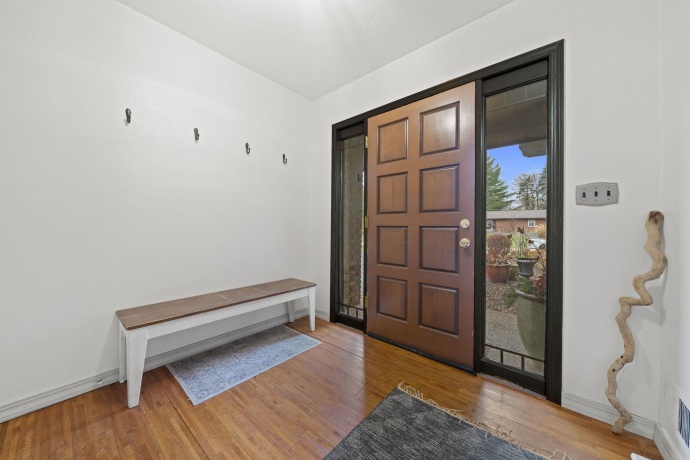 4085 Shorewood, ROCKFORD, Illinois 61101, 4 Bedrooms Bedrooms, ,2 BathroomsBathrooms,House,For Sale,Shorewood,202507228