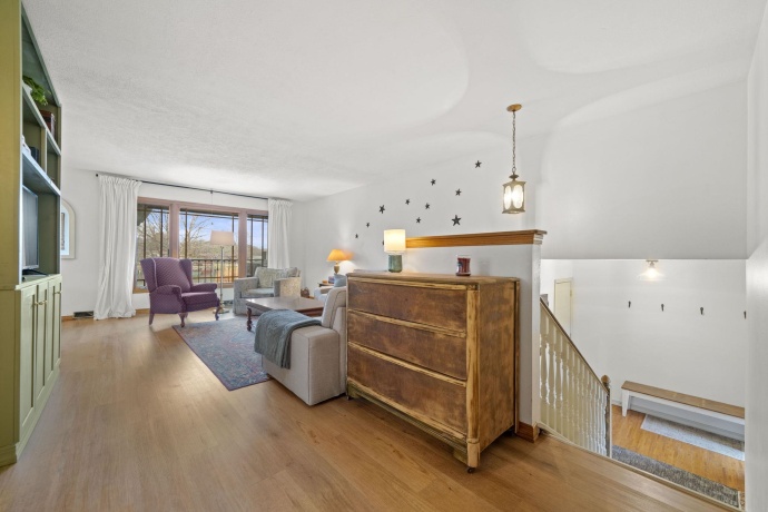 4085 Shorewood, ROCKFORD, Illinois 61101, 4 Bedrooms Bedrooms, ,2 BathroomsBathrooms,House,For Sale,Shorewood,202507228