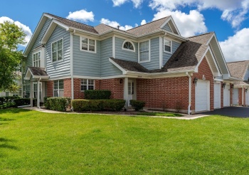 2933 Heatherwood, SCHAUMBURG, Illinois 60194, 2 Bedrooms Bedrooms, ,2 BathroomsBathrooms,Condominium,For Sale,Heatherwood,202505370