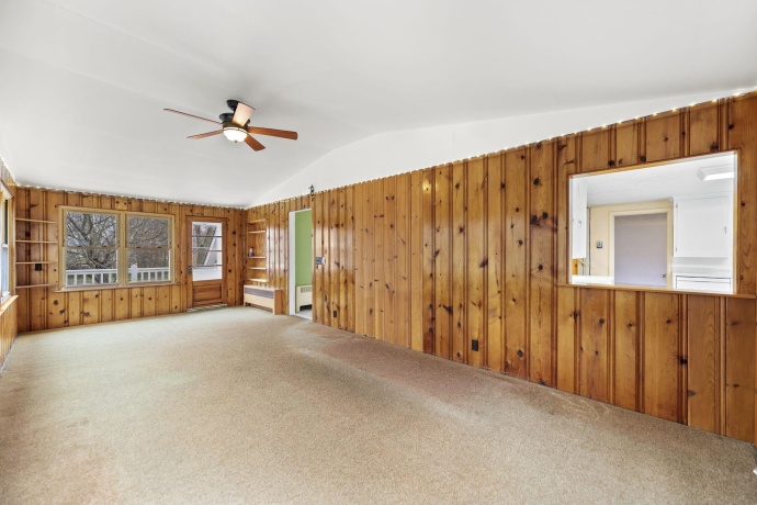 739 Elgin, CHERRY VALLEY, Illinois 61016, ,2 Units,For Sale,Elgin,202507231