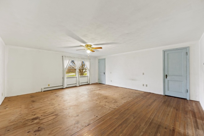 739 Elgin, CHERRY VALLEY, Illinois 61016, ,2 Units,For Sale,Elgin,202507231