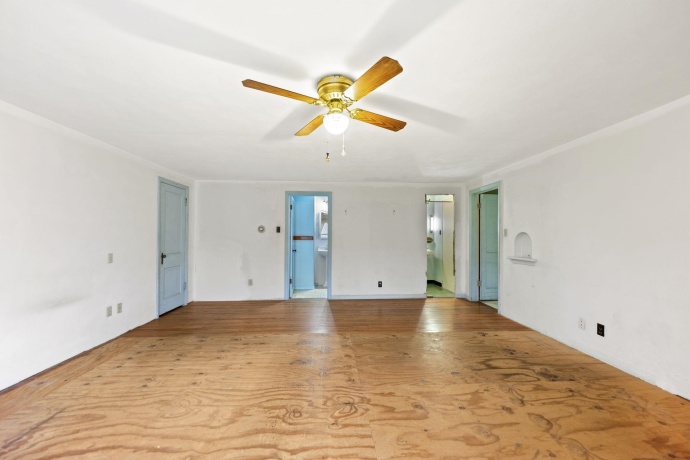 739 Elgin, CHERRY VALLEY, Illinois 61016, ,2 Units,For Sale,Elgin,202507231