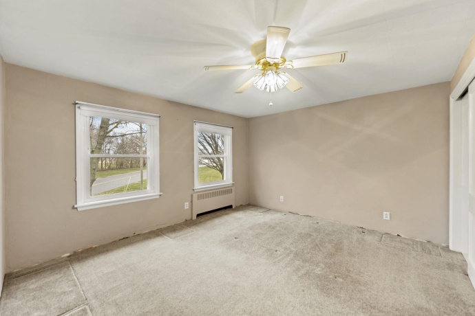 739 Elgin, CHERRY VALLEY, Illinois 61016, ,2 Units,For Sale,Elgin,202507231