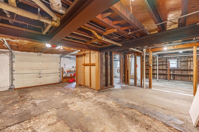 739 Elgin, CHERRY VALLEY, Illinois 61016, ,2 Units,For Sale,Elgin,202507231