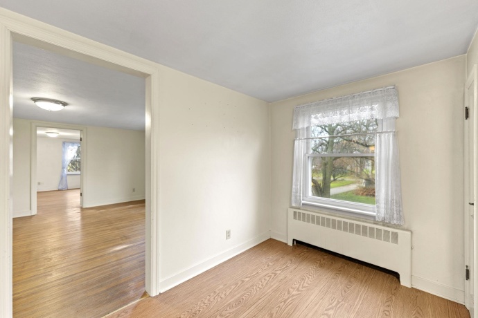 739 Elgin, CHERRY VALLEY, Illinois 61016, ,2 Units,For Sale,Elgin,202507231