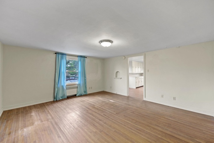 739 Elgin, CHERRY VALLEY, Illinois 61016, ,2 Units,For Sale,Elgin,202507231