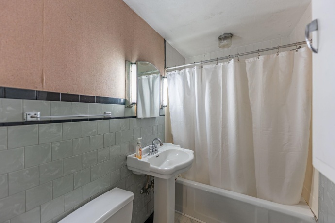 739 Elgin, CHERRY VALLEY, Illinois 61016, ,2 Units,For Sale,Elgin,202507231