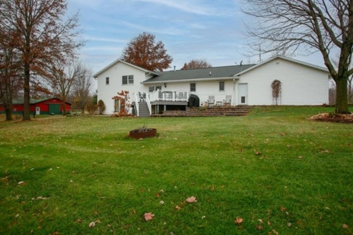 6727 Five Corners Rd., LENA, Illinois 61048, 4 Bedrooms Bedrooms, ,3 BathroomsBathrooms,House,For Sale,Five Corners Rd.,202507229