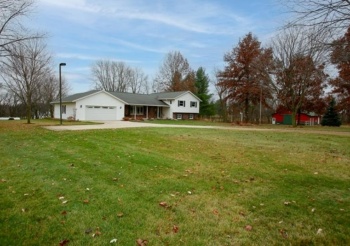 6727 Five Corners Rd., LENA, Illinois 61048, 4 Bedrooms Bedrooms, ,3 BathroomsBathrooms,House,For Sale,Five Corners Rd.,202507229