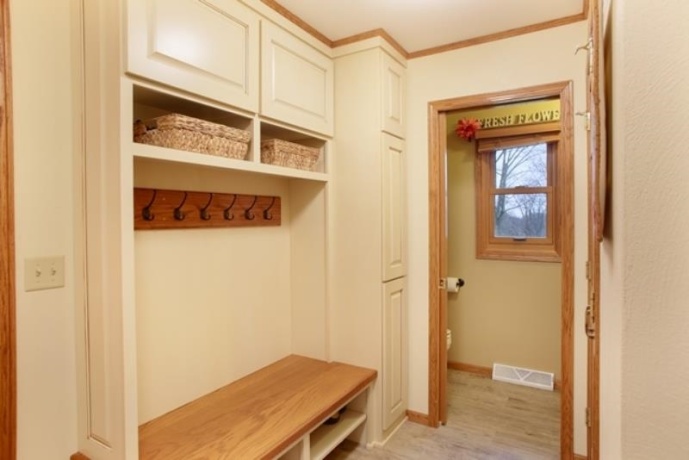 6727 Five Corners Rd., LENA, Illinois 61048, 4 Bedrooms Bedrooms, ,3 BathroomsBathrooms,House,For Sale,Five Corners Rd.,202507229