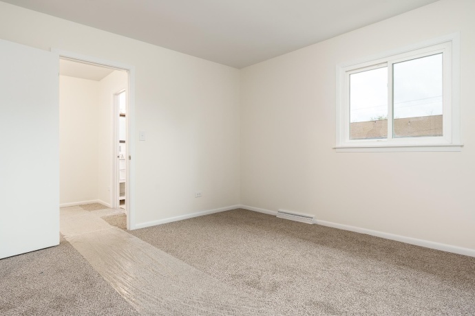 338 NORTHWAY PARK RD UNIT 6, MACHESNEY PARK, Illinois 61115, 3 Bedrooms Bedrooms, ,1 BathroomBathrooms,Condominium,For Sale,NORTHWAY PARK RD UNIT 6,202506504