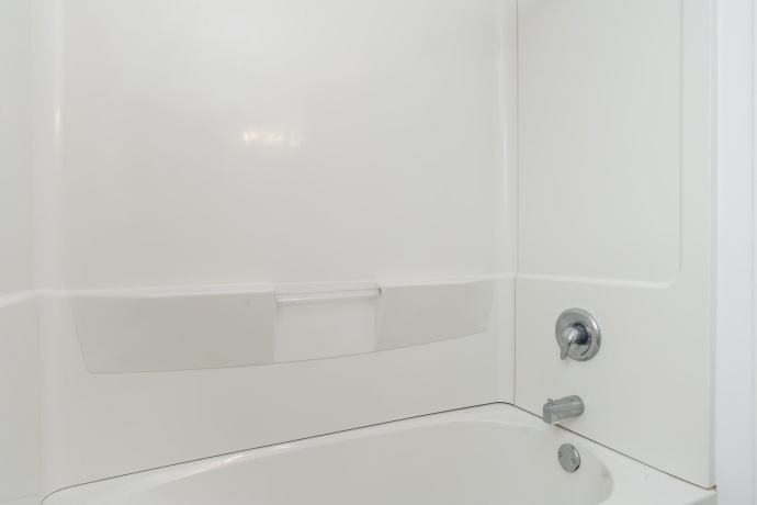 338 NORTHWAY PARK RD UNIT 6, MACHESNEY PARK, Illinois 61115, 3 Bedrooms Bedrooms, ,1 BathroomBathrooms,Condominium,For Sale,NORTHWAY PARK RD UNIT 6,202506504