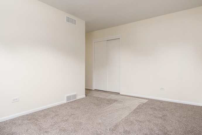 338 NORTHWAY PARK RD UNIT 6, MACHESNEY PARK, Illinois 61115, 3 Bedrooms Bedrooms, ,1 BathroomBathrooms,Condominium,For Sale,NORTHWAY PARK RD UNIT 6,202506504