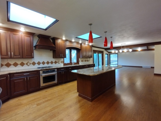 4910 Kilburn, ROCKFORD, Illinois 61101, 3 Bedrooms Bedrooms, ,2 BathroomsBathrooms,House,For Sale,Kilburn,202507232