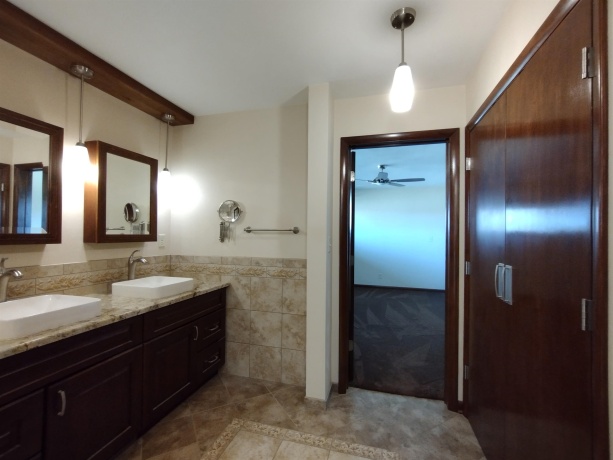 4910 Kilburn, ROCKFORD, Illinois 61101, 3 Bedrooms Bedrooms, ,2 BathroomsBathrooms,House,For Sale,Kilburn,202507232