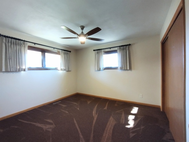 4910 Kilburn, ROCKFORD, Illinois 61101, 3 Bedrooms Bedrooms, ,2 BathroomsBathrooms,House,For Sale,Kilburn,202507232