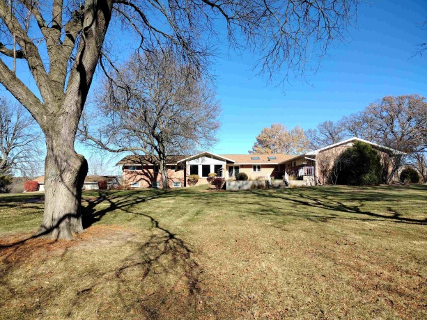 4910 Kilburn, ROCKFORD, Illinois 61101, 3 Bedrooms Bedrooms, ,2 BathroomsBathrooms,House,For Sale,Kilburn,202507232