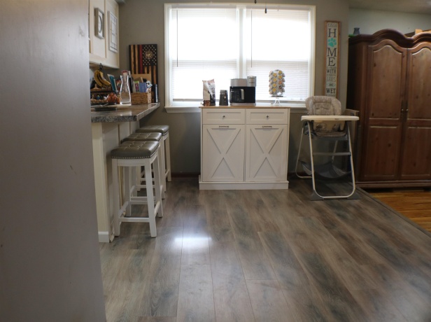 6581 Squire, LOVES PARK, Illinois 61111, 4 Bedrooms Bedrooms, ,3 BathroomsBathrooms,House,For Sale,Squire,202507234