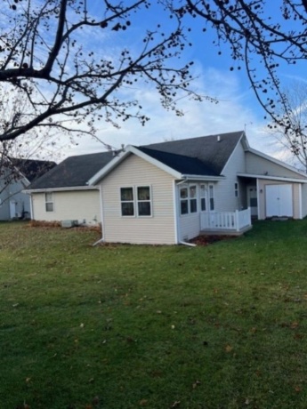 742 Meadow Ridge Ln., LENA, Illinois 61048, 3 Bedrooms Bedrooms, ,2 BathroomsBathrooms,House,For Sale,Meadow Ridge Ln.,202507235