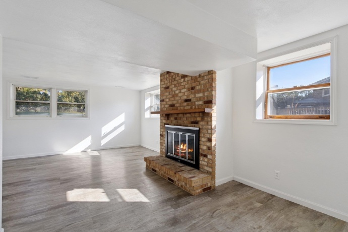 2724 Norway Pine, ROCKFORD, Illinois 61109, 4 Bedrooms Bedrooms, ,2 BathroomsBathrooms,House,For Sale,Norway Pine,202507241