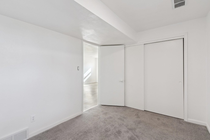 2724 Norway Pine, ROCKFORD, Illinois 61109, 4 Bedrooms Bedrooms, ,2 BathroomsBathrooms,House,For Sale,Norway Pine,202507241