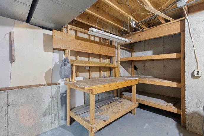 2724 Norway Pine, ROCKFORD, Illinois 61109, 4 Bedrooms Bedrooms, ,2 BathroomsBathrooms,House,For Sale,Norway Pine,202507241