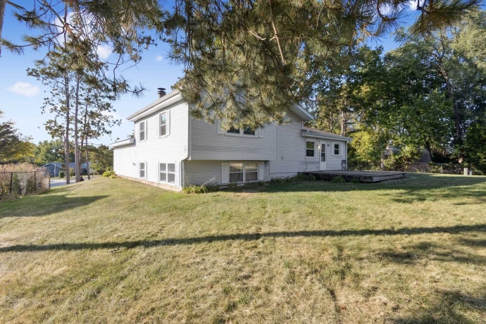 2724 Norway Pine, ROCKFORD, Illinois 61109, 4 Bedrooms Bedrooms, ,2 BathroomsBathrooms,House,For Sale,Norway Pine,202507241